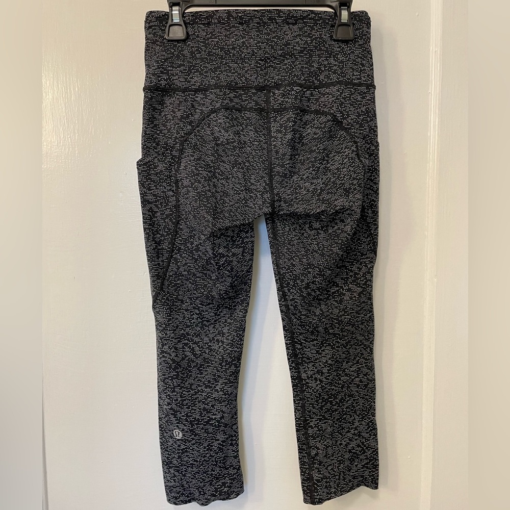 Lululemon Fast & Free Crop II Nulux 19" Soundwave Alpine White Black